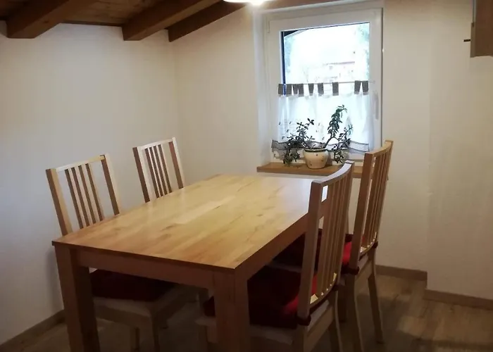 Apartament Holiday *